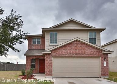 Main picture of 210 Waterlily Way