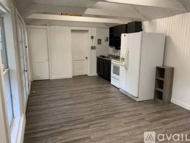 Main picture of 205 Filhiol Ave