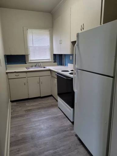 Main picture of 7 N Washington St