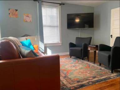 Main picture of 2024 W Pacific Ave