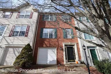 Main picture of 18789 Trident Sq