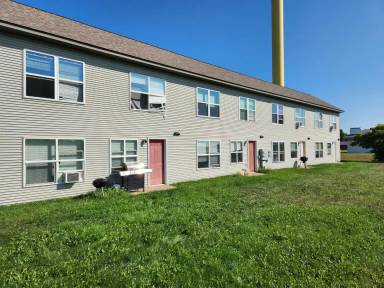 Main picture of 803 W Clayton Ave