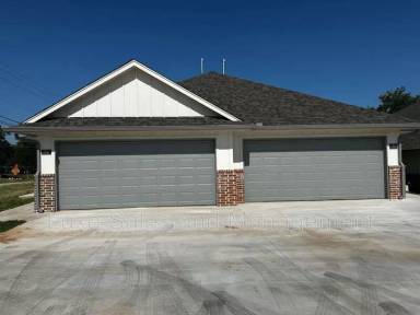 Main picture of 3701 Franks Way
