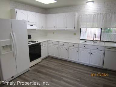 Main picture of 5033 Charmian Dr