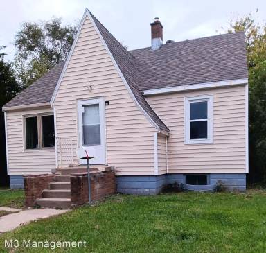 Main picture of 3309 Blondo St