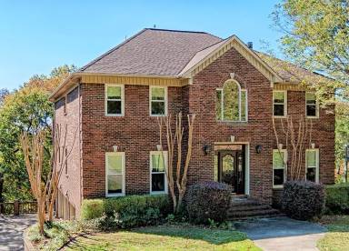 Main picture of 7804 Foxfire Dr SE
