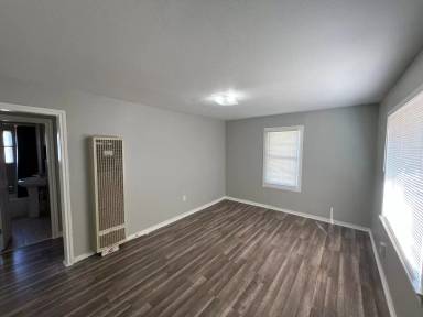 Main picture of 2612 Juniper Ave