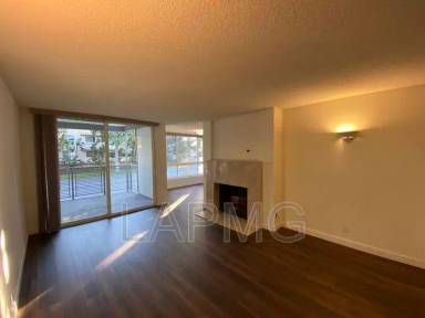 Main picture of 424 N Palm Dr