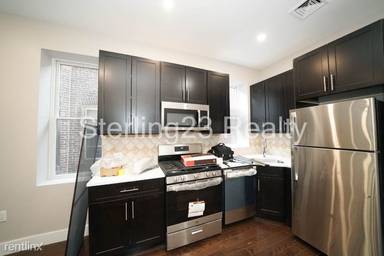 Main picture of 2817 Astoria Blvd
