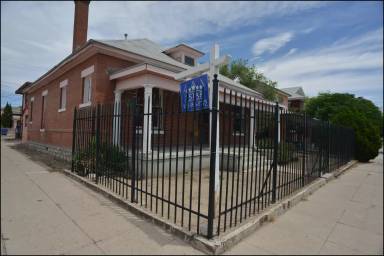 Main picture of 1301 E Rio Grande Ave