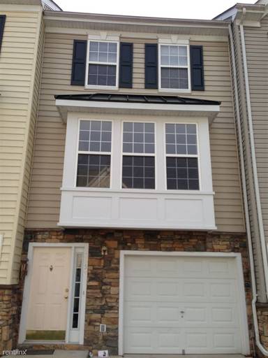 Main picture of 22954 Fontwell Sq