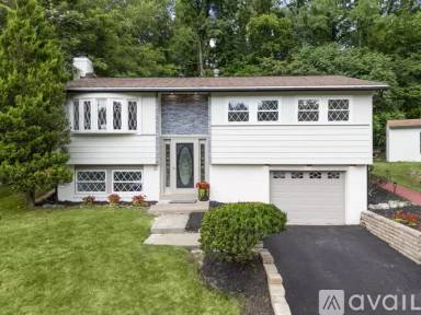 Main picture of 224 Laura Lee Dr