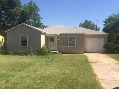 Main picture of 1905 47th St