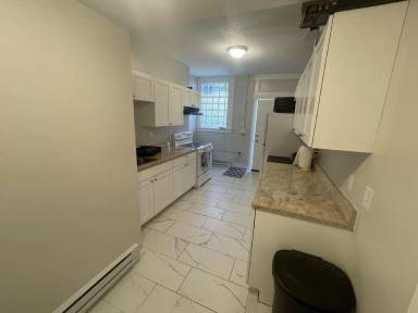 Main picture of 226 McCormick Pl