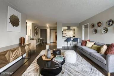 Main picture of 1200 Galapago St