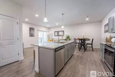 Main picture of Stoney Pines Apartments