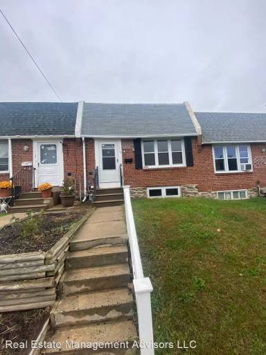 Main picture of 114 Fronefield Ave