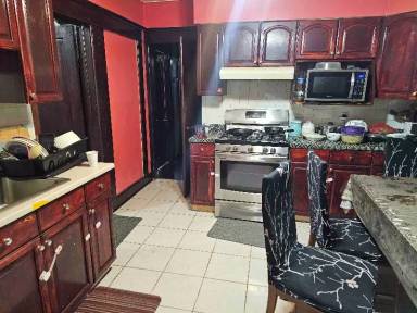 Main picture of 17 Quinn St
