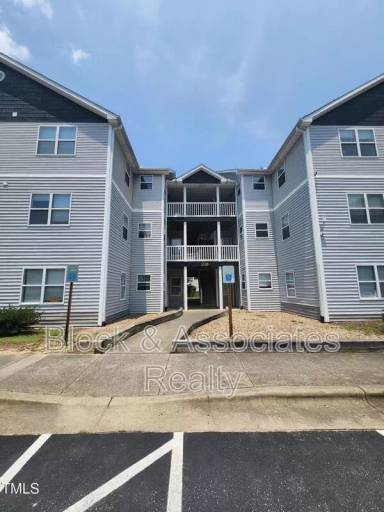 Main picture of 1110 Carlton Ave