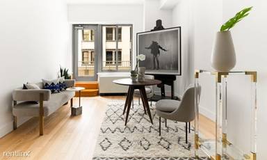 Main picture of 45 Wall St Apartments