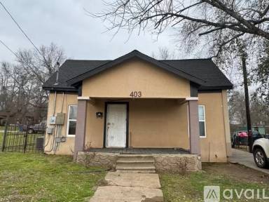 Main picture of 403 E Elk St