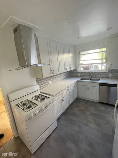 Main picture of 10779 Wilkins Ave