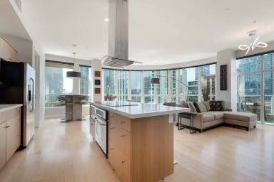 Main picture of Urban Homes at 350 West Ash