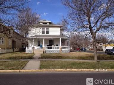 Main picture of 1601 11th Ave