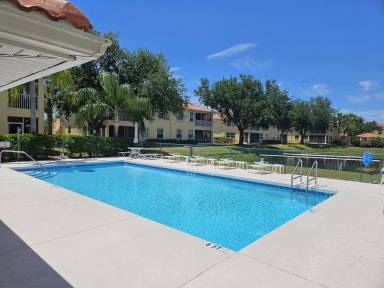 Main picture of 904 Casa del Lago Way