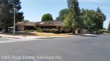 Main picture of 9700 Red Oak Ct