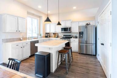 Main picture of 3757 W Bismark Dr