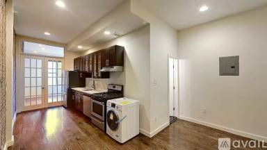 Main picture of 154-56 Adelphi Apartments