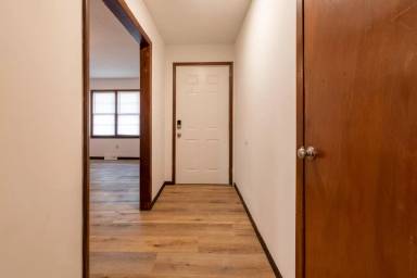 Main picture of 1523 S Grant Ave