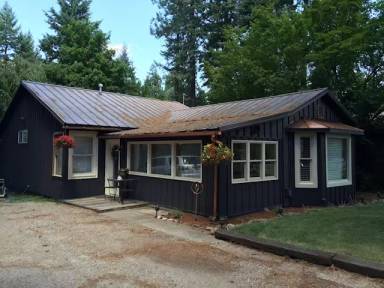 Main picture of 10523 N Lakeview Dr