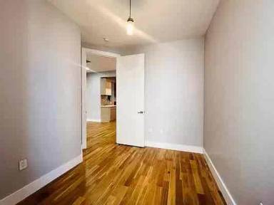 Main picture of 35 Rogers Ave
