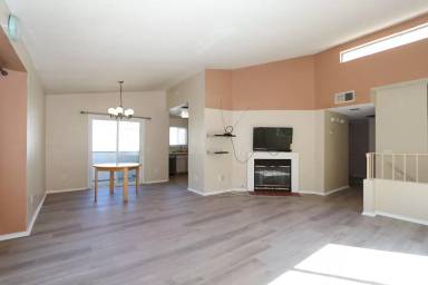Main picture of 24210 Sylvan Glen Rd