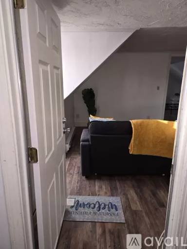 Main picture of 18 Adams St