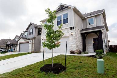 Main picture of 15817 Windroot St