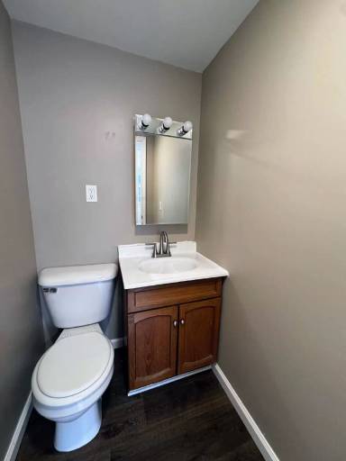 Main picture of 17 Wood St