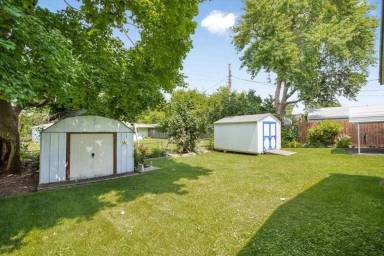 Main picture of 5308 Algonquin Trl
