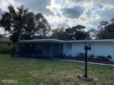 Main picture of 5073 SW 28th Ave