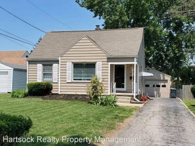 Main picture of 2048 Oakland Pkwy