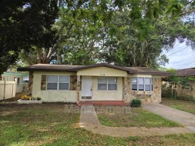 Main picture of 3088 Avenue U NW