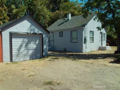 Main picture of 1039 Grand Ave