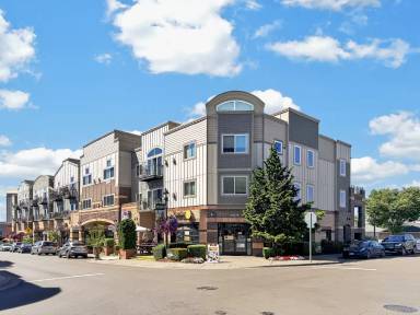 Main picture of Essenza at Bethany Village