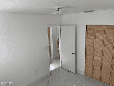 Main picture of 9750 Jamaica Dr