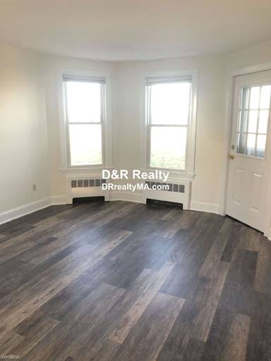 Main picture of 87 Winthrop Shore Dr