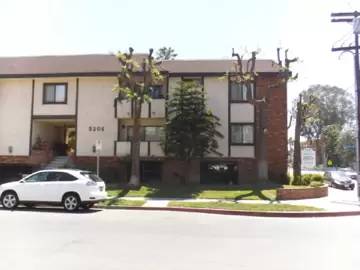 Main picture of 5206 Norwich Ave
