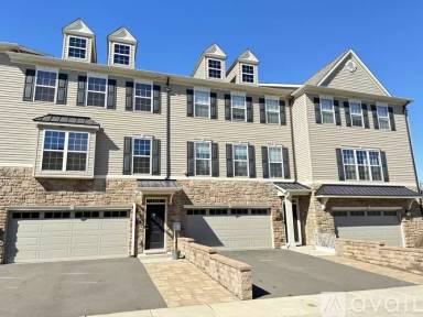 Main picture of 120 Platt Pl