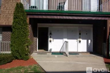 Main picture of 424 Carpenter Ave